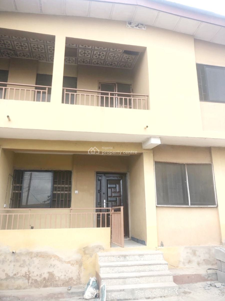 a Renovated 3 Bedroom Apartment, Olowora, Omole Phase 2, Ikeja, Lagos, Flat / Apartment for Rent