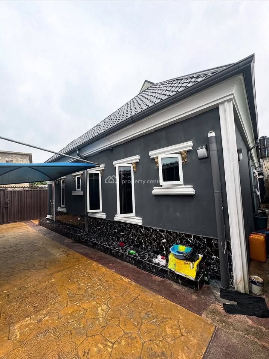 3 Bedroom Detached Bungalow with Self-contain, Off Aker Road, Iwofe, Port Harcourt, Rivers, Detached Bungalow for Sale