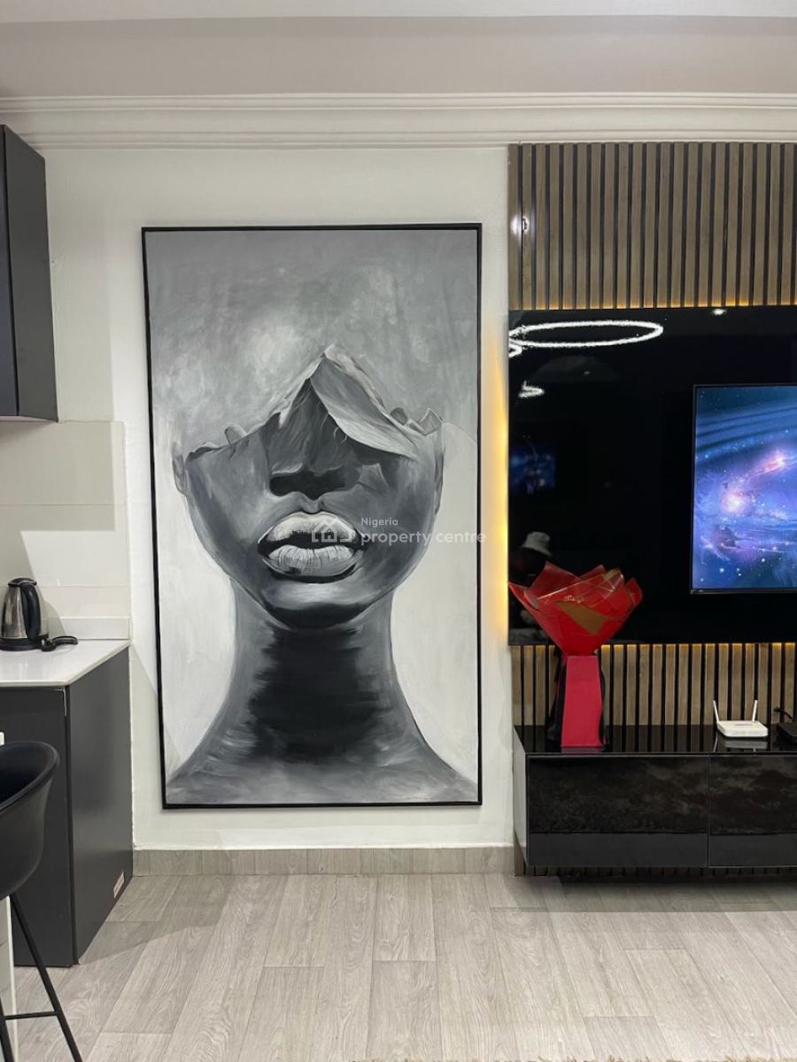 Beautiful 1bedroom Penthouse with Bathtub , Ps5, Private Spacious Co, Lekki Phase 1, Lekki, Lagos, Flat / Apartment Short Let