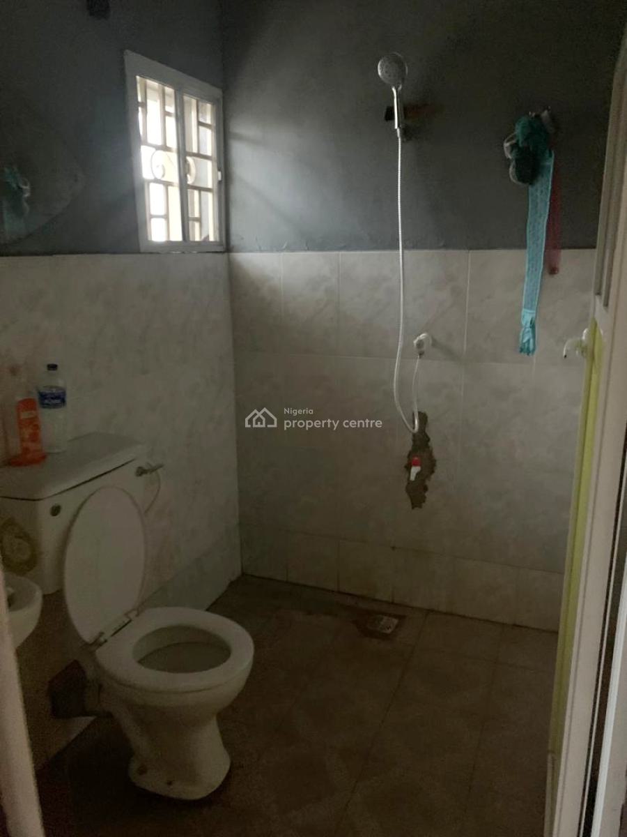 Luxury 2 Bedroom Apartment in an Estate Gbagada, Gbagada, Lagos, Flat / Apartment for Rent
