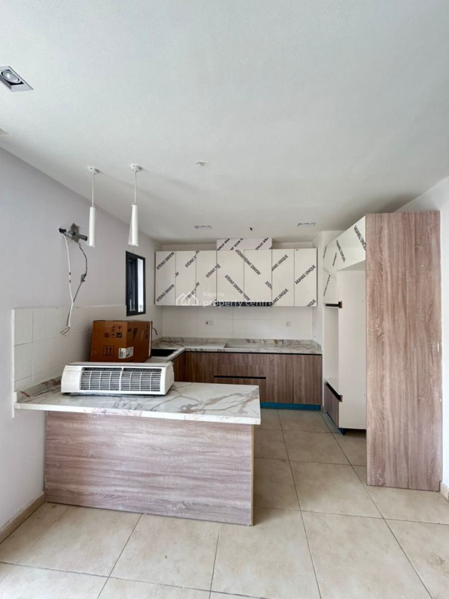 Newly Built 2bedroom Flat with Swimming Pool and Gym, Ologolo, Lekki, Lagos, Flat / Apartment for Sale