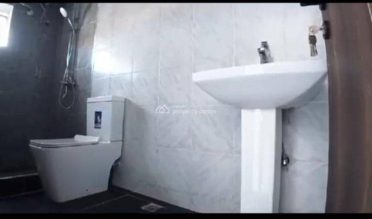 Brand New 3 Bedroom Flat, Off Fashoro Street, Surulere, Lagos, Flat / Apartment for Sale