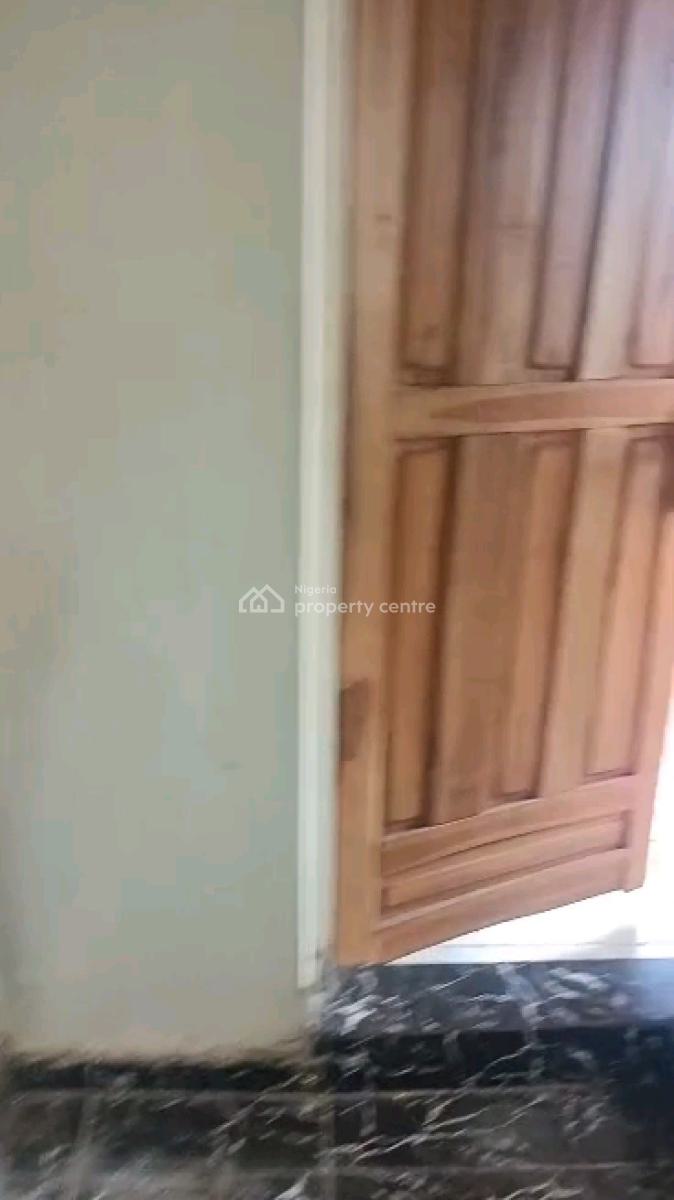 a Decent Miniflat at Makoko Road, Makoko Road, Adekunle, Yaba, Lagos, Mini Flat (room and Parlour) for Rent