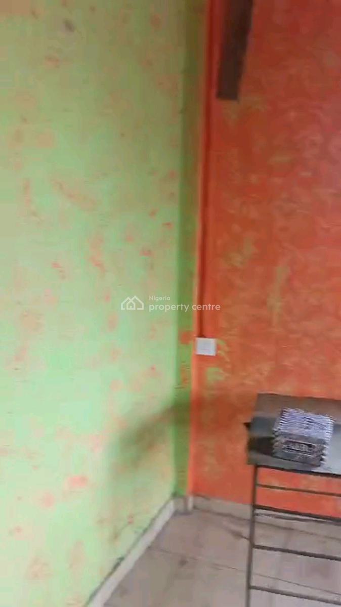 a Decent Miniflat at Makoko Road, Makoko Road, Adekunle, Yaba, Lagos, Mini Flat (room and Parlour) for Rent