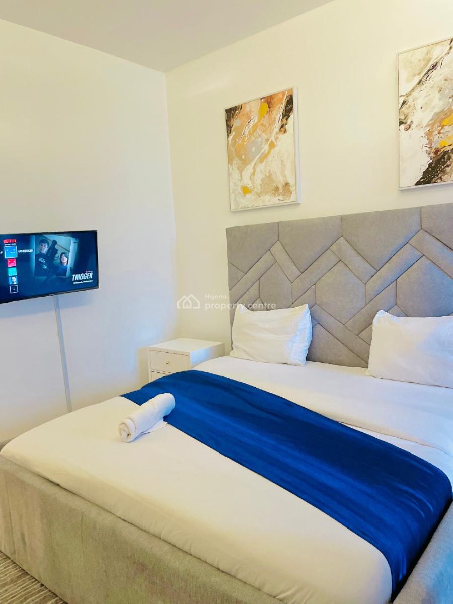 Newly Renovated 3 Bedroom Apartment with Swimming Pool, Spa, Gym, Eko Atlantic City, Lagos, Flat / Apartment Short Let