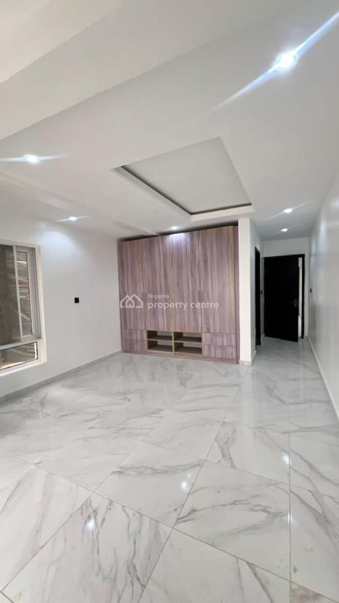 Beautiful 3 Bedroom, Lekki Phase 1, Lekki, Lagos, Flat / Apartment for Rent