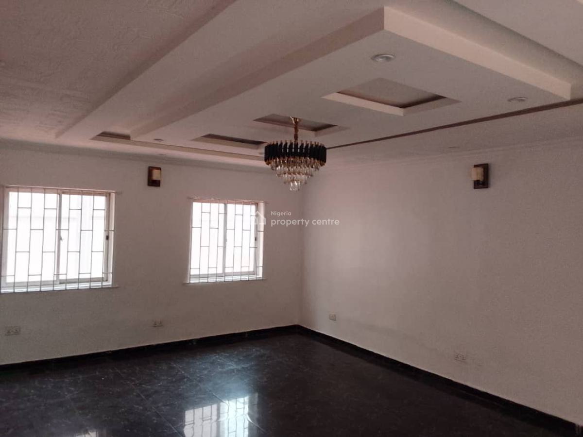 3 Bedroom Apartment, Toyin Street, Ikeja, Lagos, Flat / Apartment for Rent