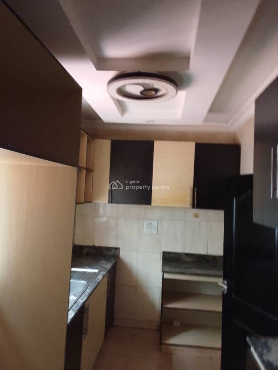 3 Bedroom Apartment, Toyin Street, Ikeja, Lagos, Flat / Apartment for Rent