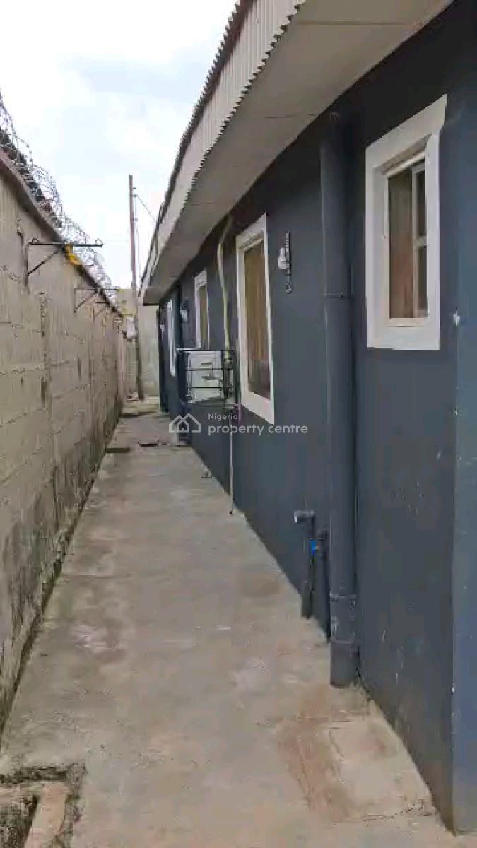 a Newly Built Block of 5 Flats on a Full Plot of Land Consisting, Abaranje Road, Ikotun, Lagos, Block of Flats for Sale