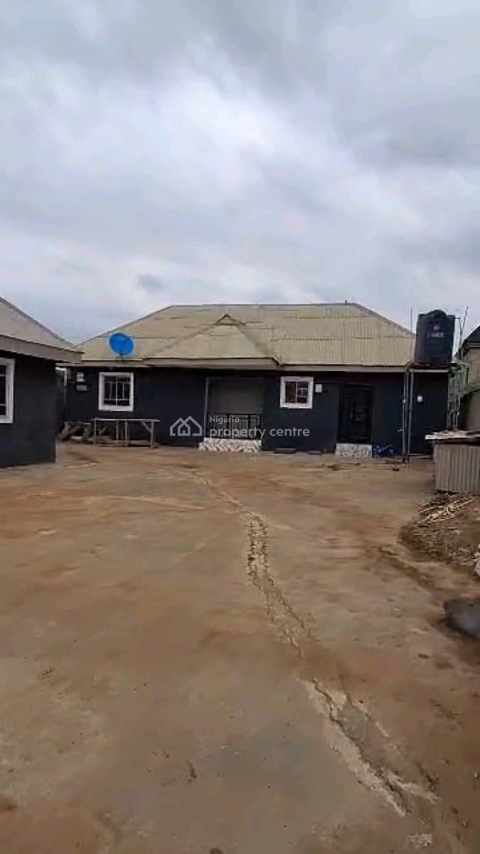 a Newly Built Block of 5 Flats on a Full Plot of Land Consisting, Abaranje Road, Ikotun, Lagos, Block of Flats for Sale