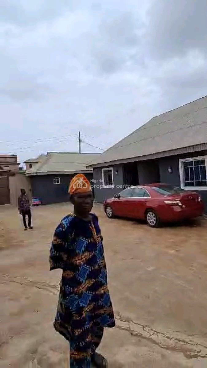 a Newly Built Block of 5 Flats on a Full Plot of Land Consisting, Abaranje Road, Ikotun, Lagos, Block of Flats for Sale