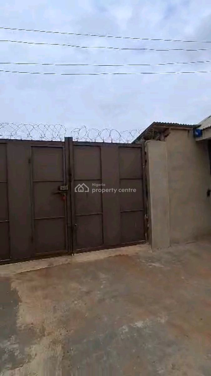 a Newly Built Block of 5 Flats on a Full Plot of Land Consisting, Abaranje Road, Ikotun, Lagos, Block of Flats for Sale