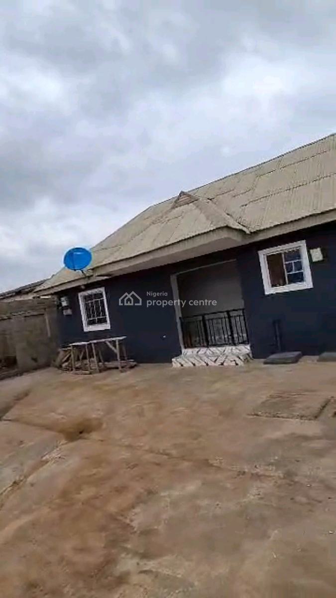a Newly Built Block of 5 Flats on a Full Plot of Land Consisting, Abaranje Road, Ikotun, Lagos, Block of Flats for Sale