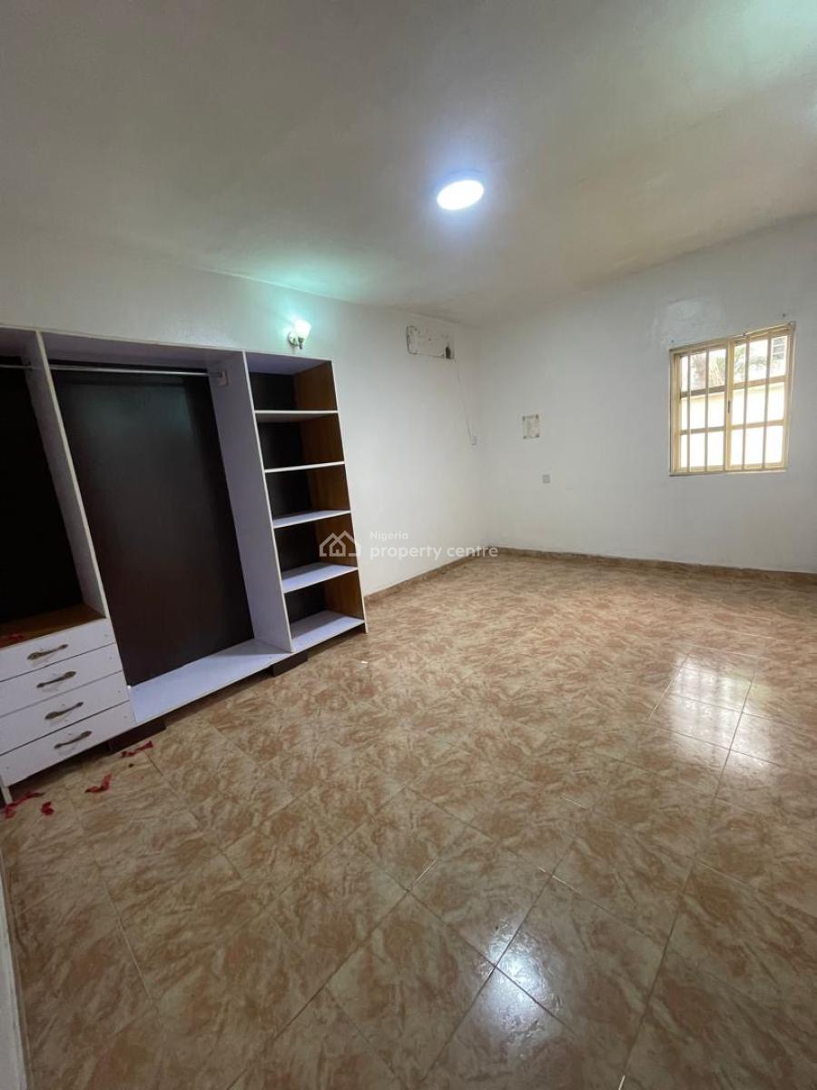 Two Bedroom Flat, Lekki Phase 1, Lekki, Lagos, Flat / Apartment for Rent
