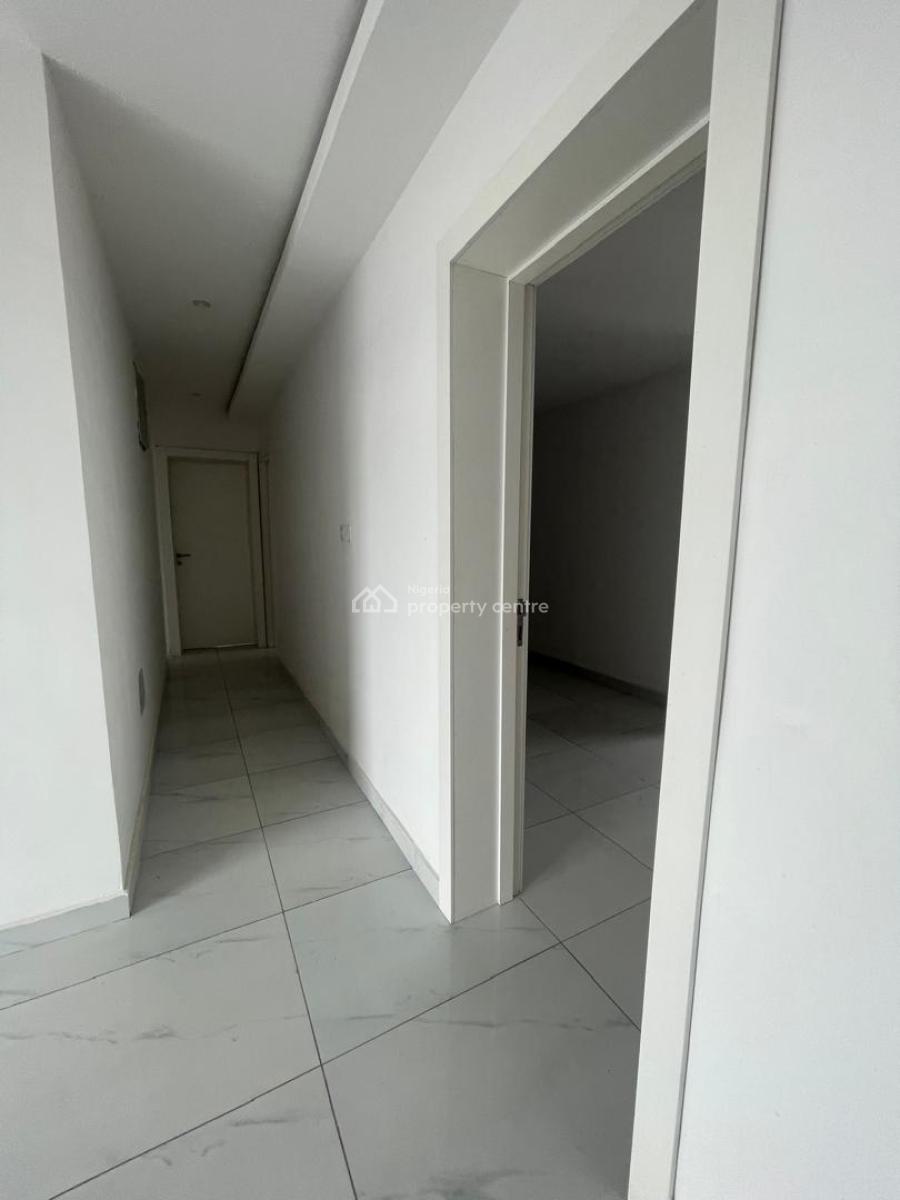 Brand New 3 Bedroom Flat, Lekki Phase 1 Right Hand Side, Lekki, Lagos, Flat / Apartment for Rent