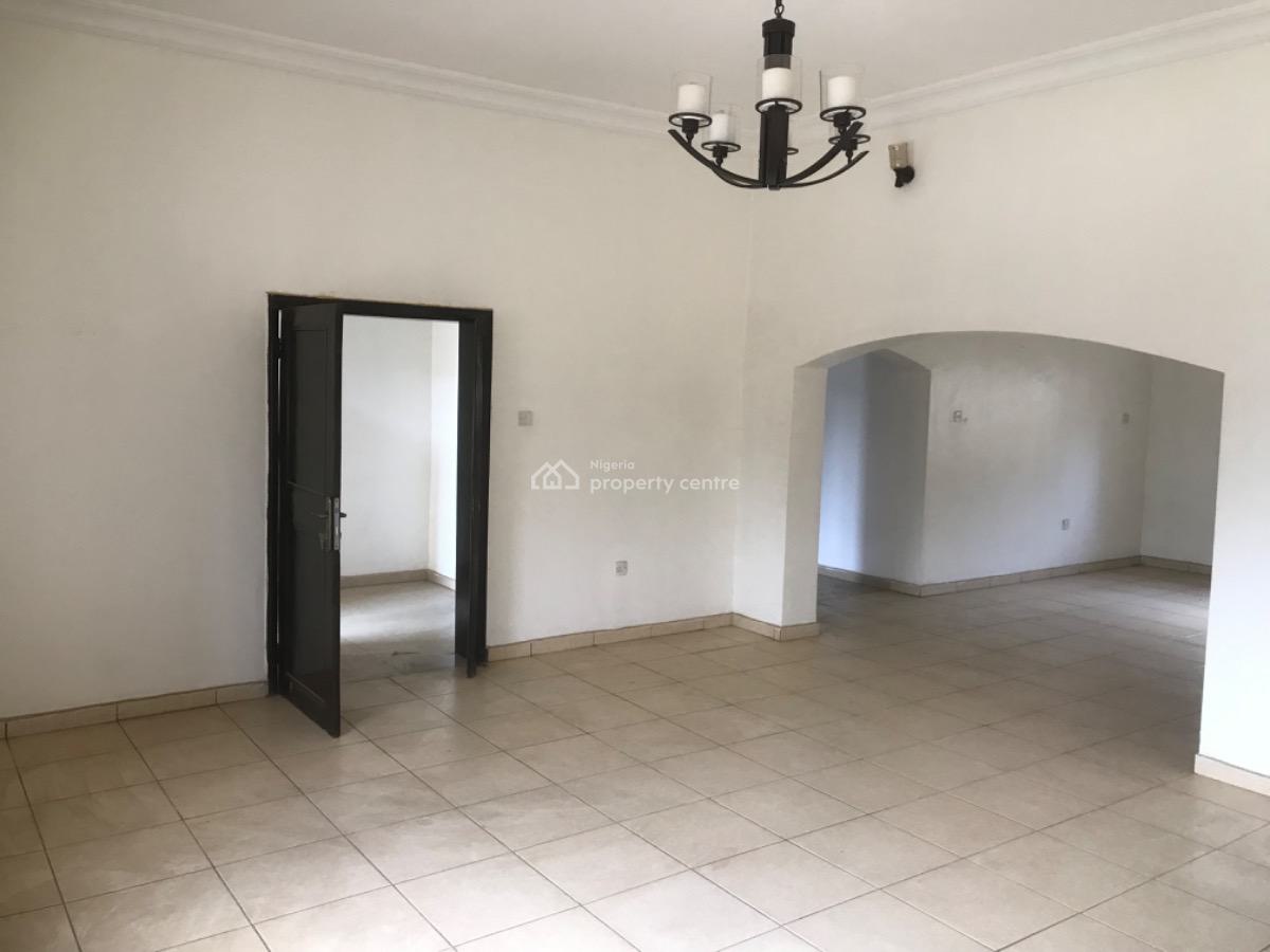 Standard 2 Bedroom Apartment, Close to Shafa Filling Station Junction, Wuye, Abuja, Flat / Apartment for Rent