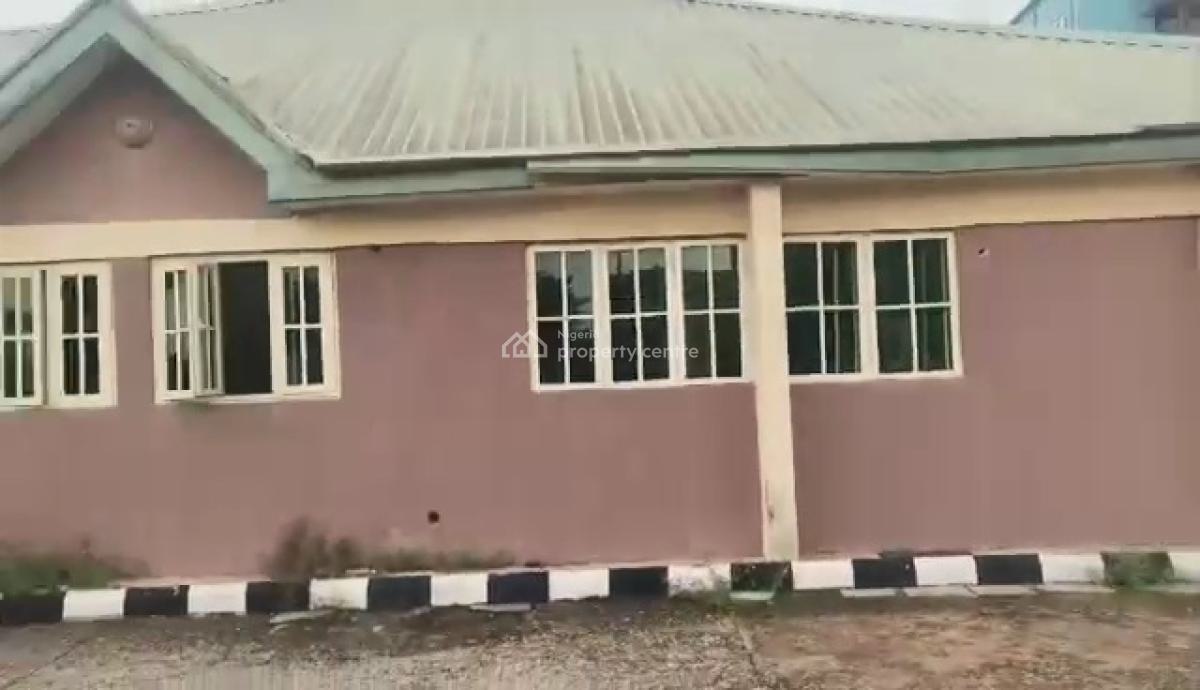 4 Bedroom Bungalow & Room & Parlour 100ft By 100ft Land, Iziengbe Street. Aideyan Road, Off Ihama Gra, Benin, Oredo, Edo, House for Sale