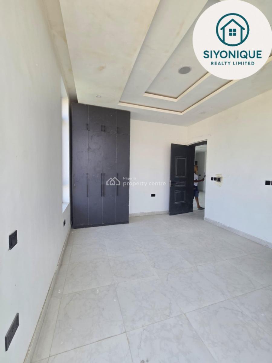 Exquisitely Built 2 Bedroom Apartments with Elevator, Swim Pool, Lekki Phase 1, Lekki, Lagos, Block of Flats for Sale