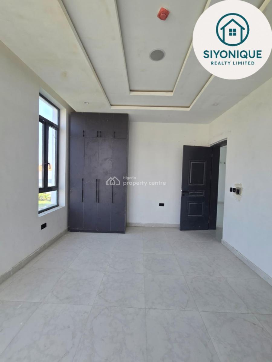 Exquisitely Built 2 Bedroom Apartments with Elevator, Swim Pool, Lekki Phase 1, Lekki, Lagos, Block of Flats for Sale