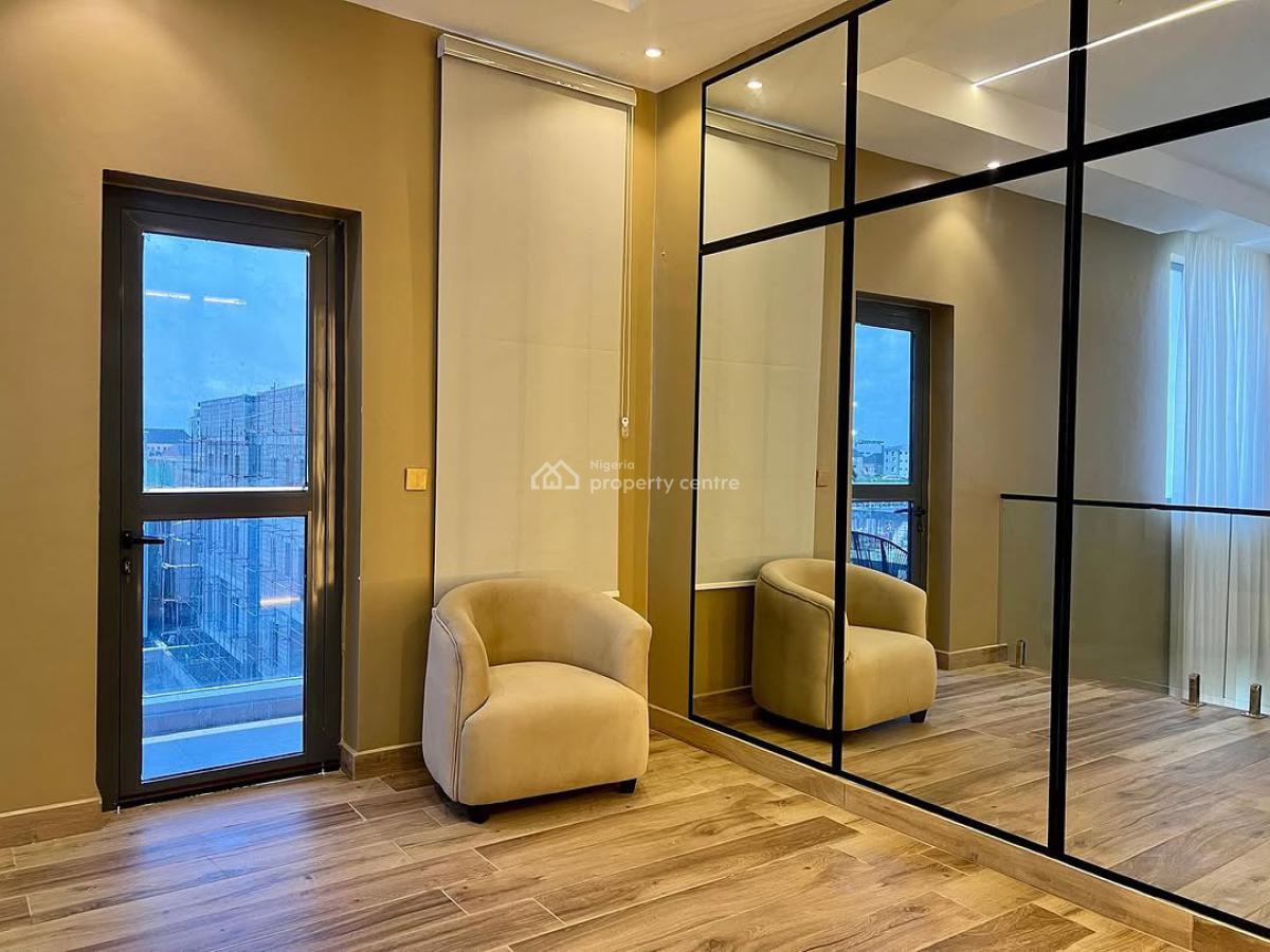 Two Bedroom Apartment, Lekki Phase 1, Lekki, Lagos, Flat / Apartment Short Let