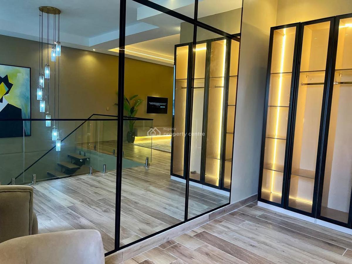 Two Bedroom Apartment, Lekki Phase 1, Lekki, Lagos, Flat / Apartment Short Let