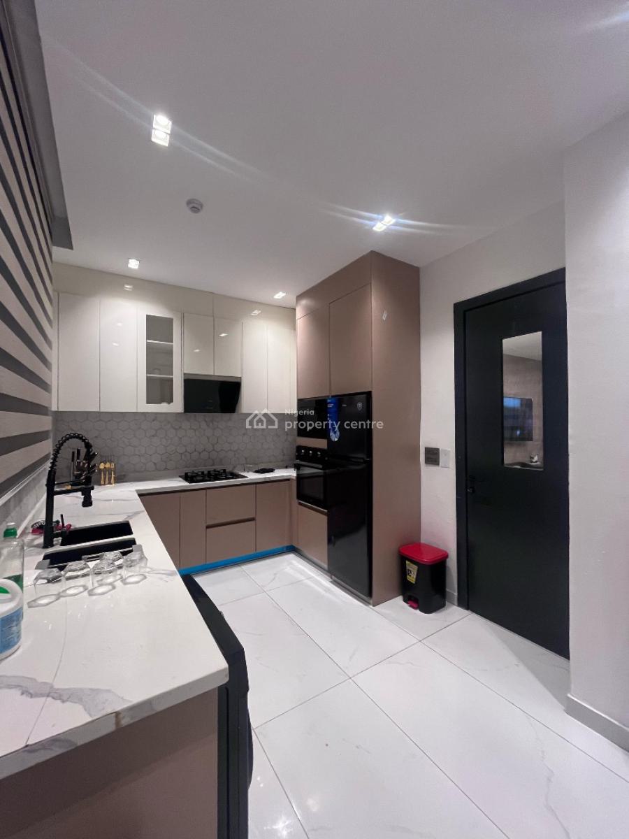 Luxury 2 Bedroom Maisonette, Lekki Phase 1, Lekki, Lagos, Flat / Apartment for Sale