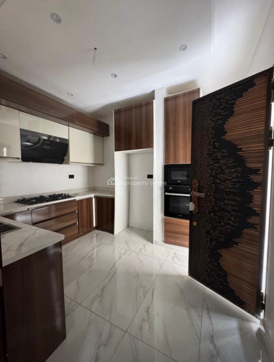 Newly Built Luxury 2 Bedroom Apartment, Off Admiralty Way, Lekki Phase 1, Lekki, Lagos, Flat / Apartment for Sale