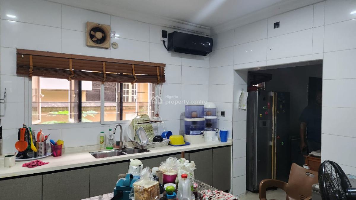 Luxury 4 Bedroom Fully Detached House with Bq in a Gated Estate, Carlton Gate Estate Chevron Drive, Lekki Phase 2, Lekki, Lagos, Detached Duplex for Sale