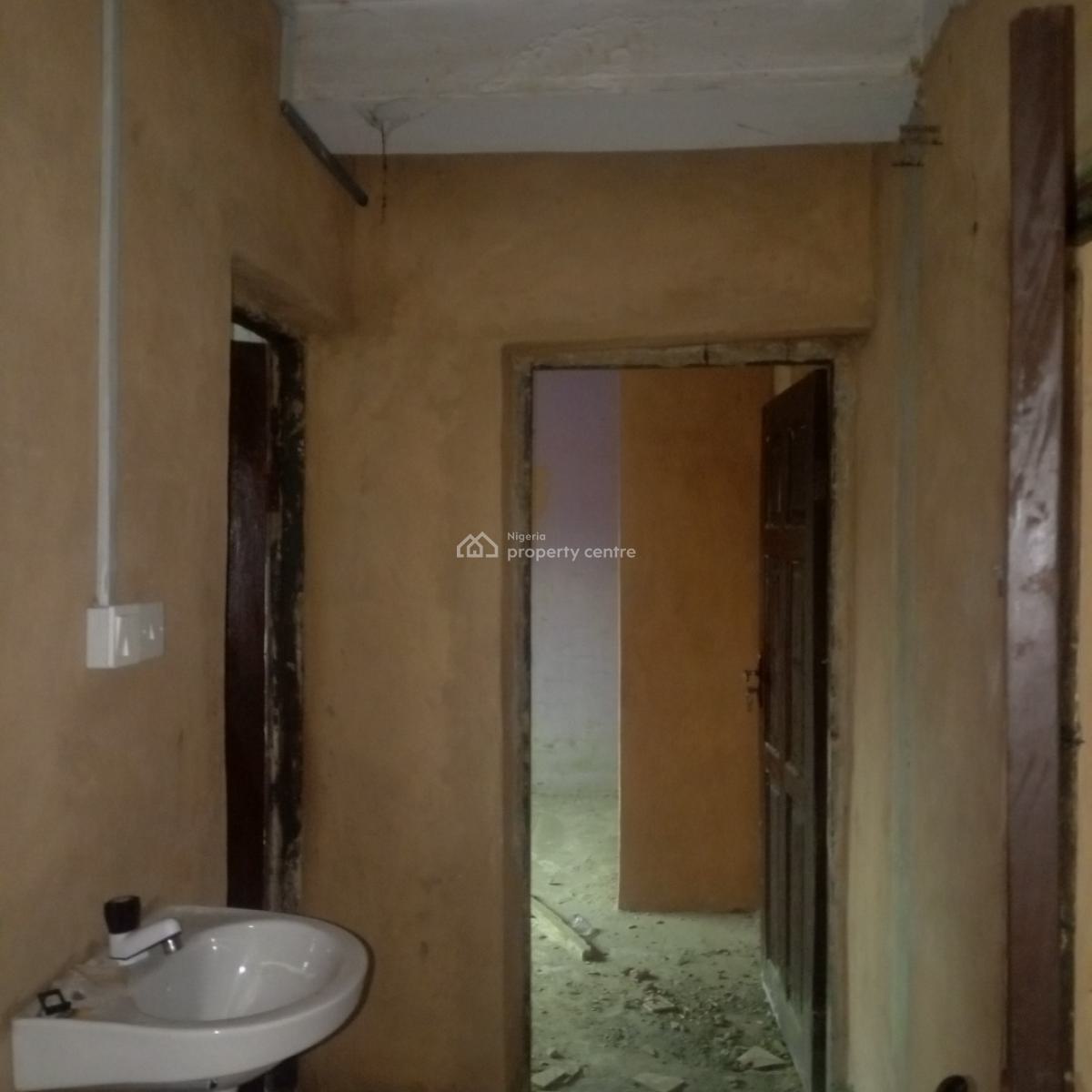 Nice and Spacious 3bedroom Flat in Surulere, Off Ijesha Road Surulere Lagos, Ijesha, Surulere, Lagos, Flat / Apartment for Rent