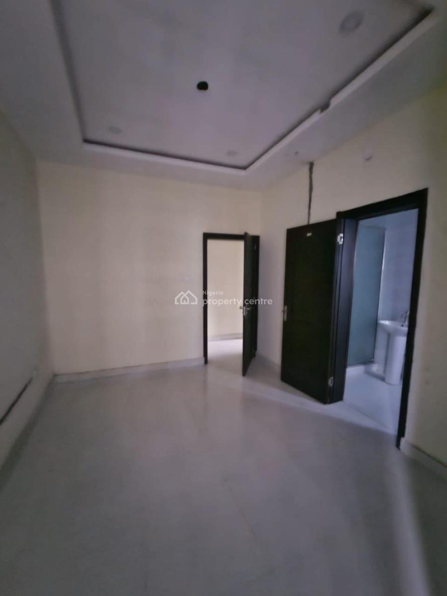 Brand New Serviced 2 Bedroom Apartment, Benue Vista Orchid, Lekki, Lagos, Flat / Apartment for Rent