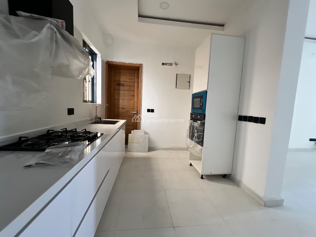 Newly Built 2 Bedroom Serviced Apartment with a Room Bq, Lekki Phase 1, Lekki, Lagos, Flat / Apartment for Rent