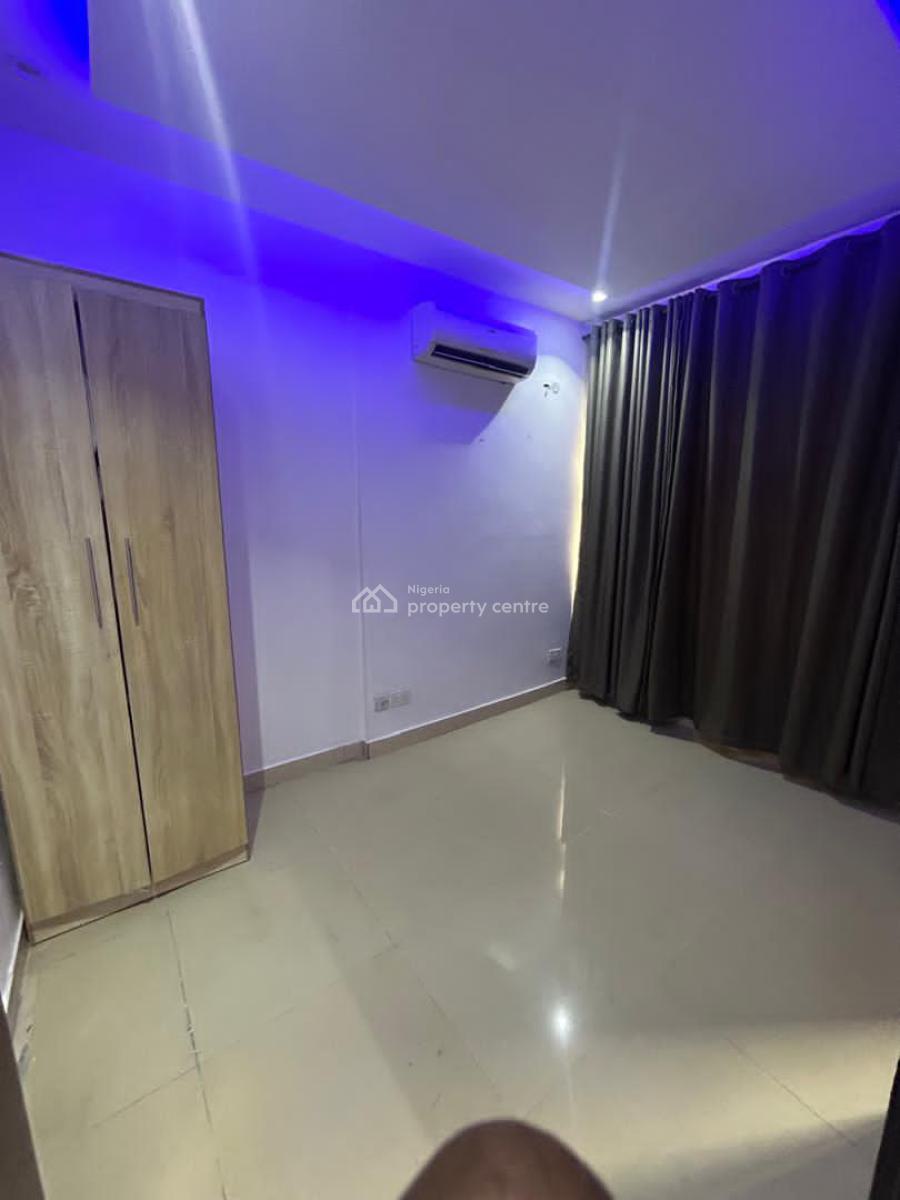 Fully Furnished & Serviced 1bedroom Apartment with Pool & Gym, Off Admiralty Road, Lekki Phase 1, Lekki, Lagos, Flat / Apartment for Rent