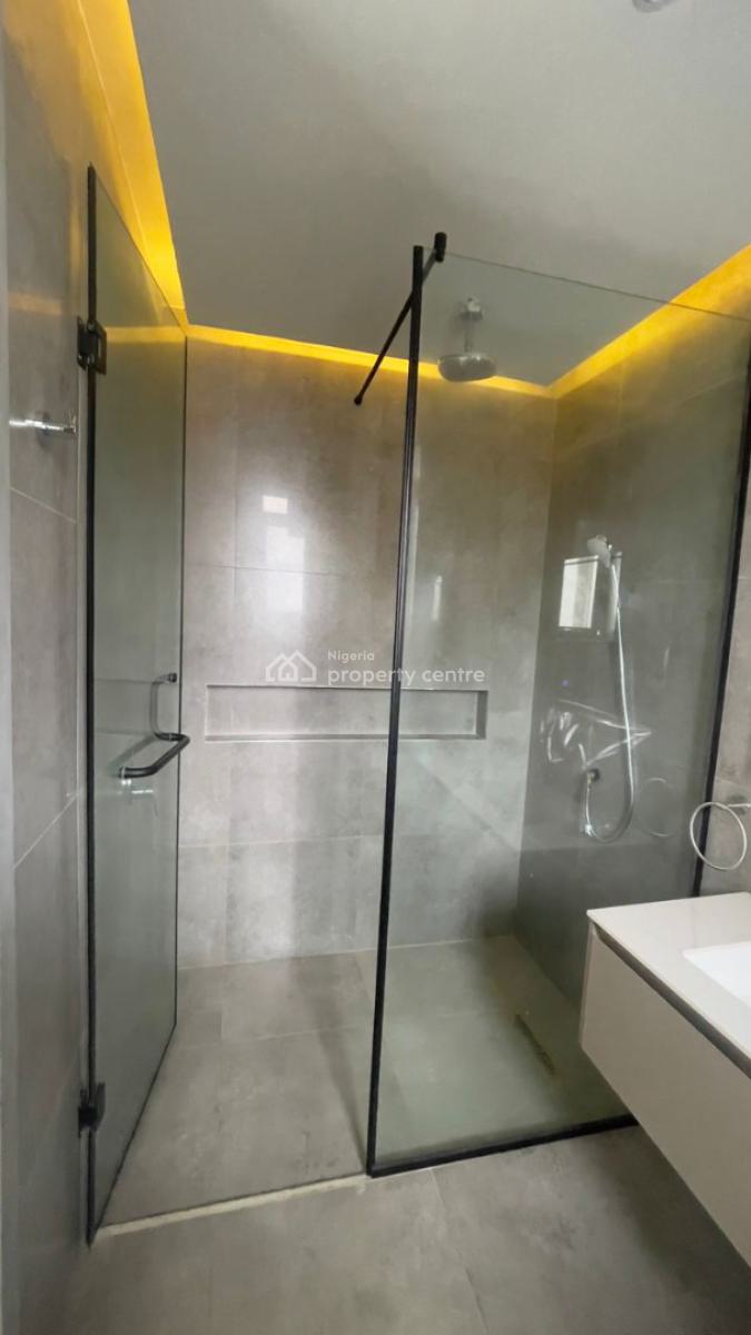a Luxurious 4 Bedroom Flat with Pool, Old Ikoyi, Ikoyi, Lagos, Flat / Apartment for Sale