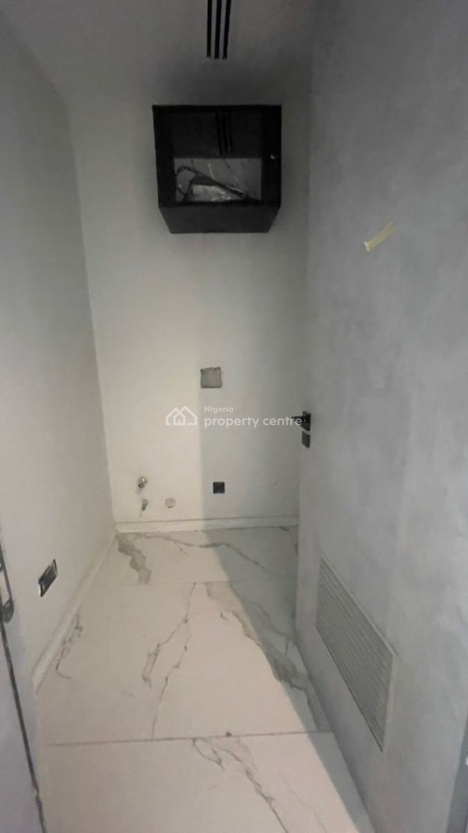 a Luxurious 4 Bedroom Flat with Pool, Old Ikoyi, Ikoyi, Lagos, Flat / Apartment for Sale
