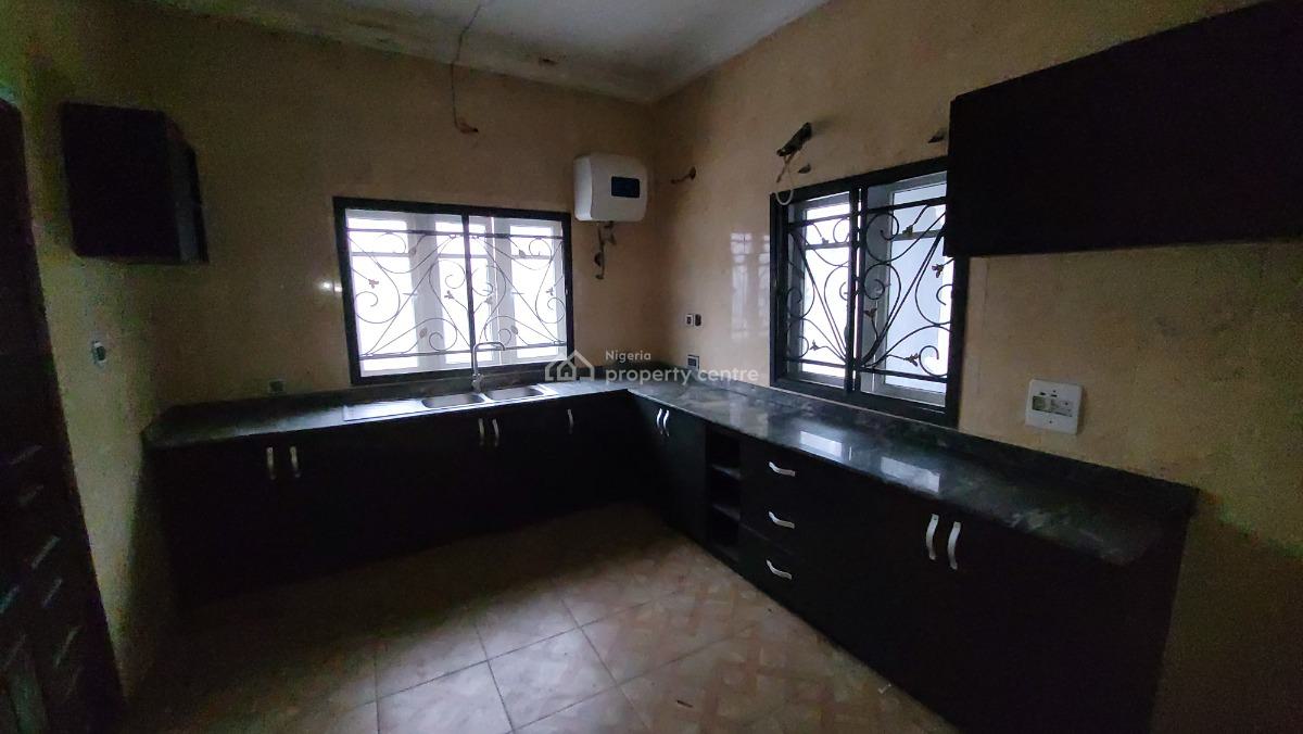 Super Spacious 5 Bedroom Duplex, Ogombo, Ajah, Lagos, Terraced Duplex for Rent