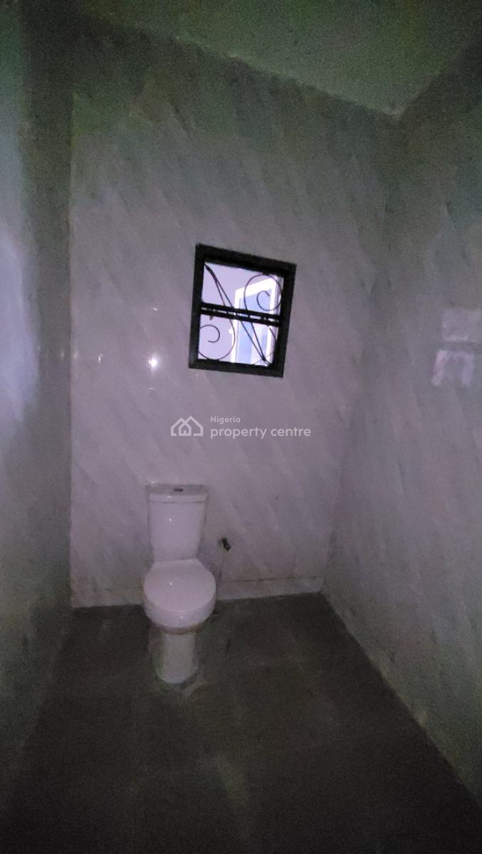 Super Spacious 5 Bedroom Duplex, Ogombo, Ajah, Lagos, Terraced Duplex for Rent