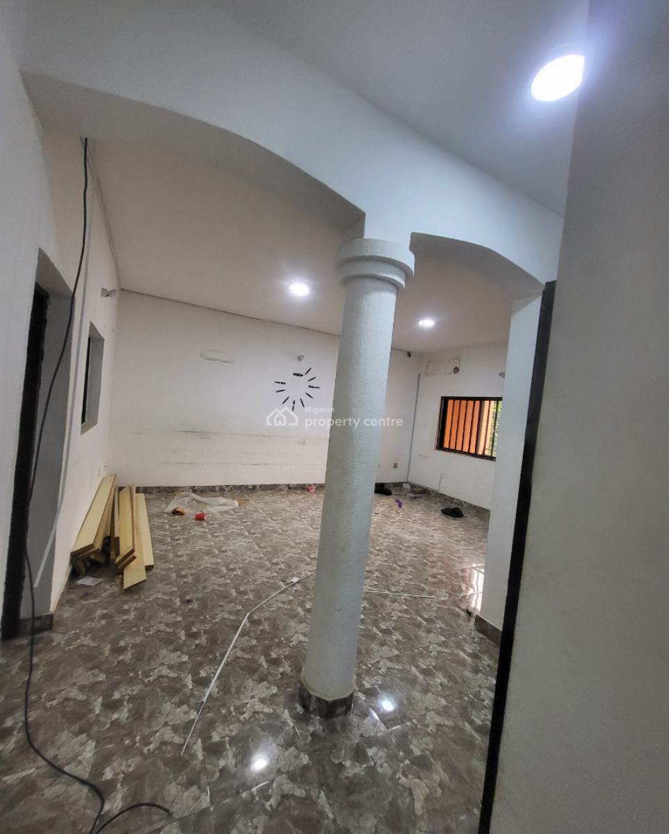 Luxurious Massive 3bedroom Flat, By Printing and Minting, Garki, Abuja, Flat / Apartment for Rent