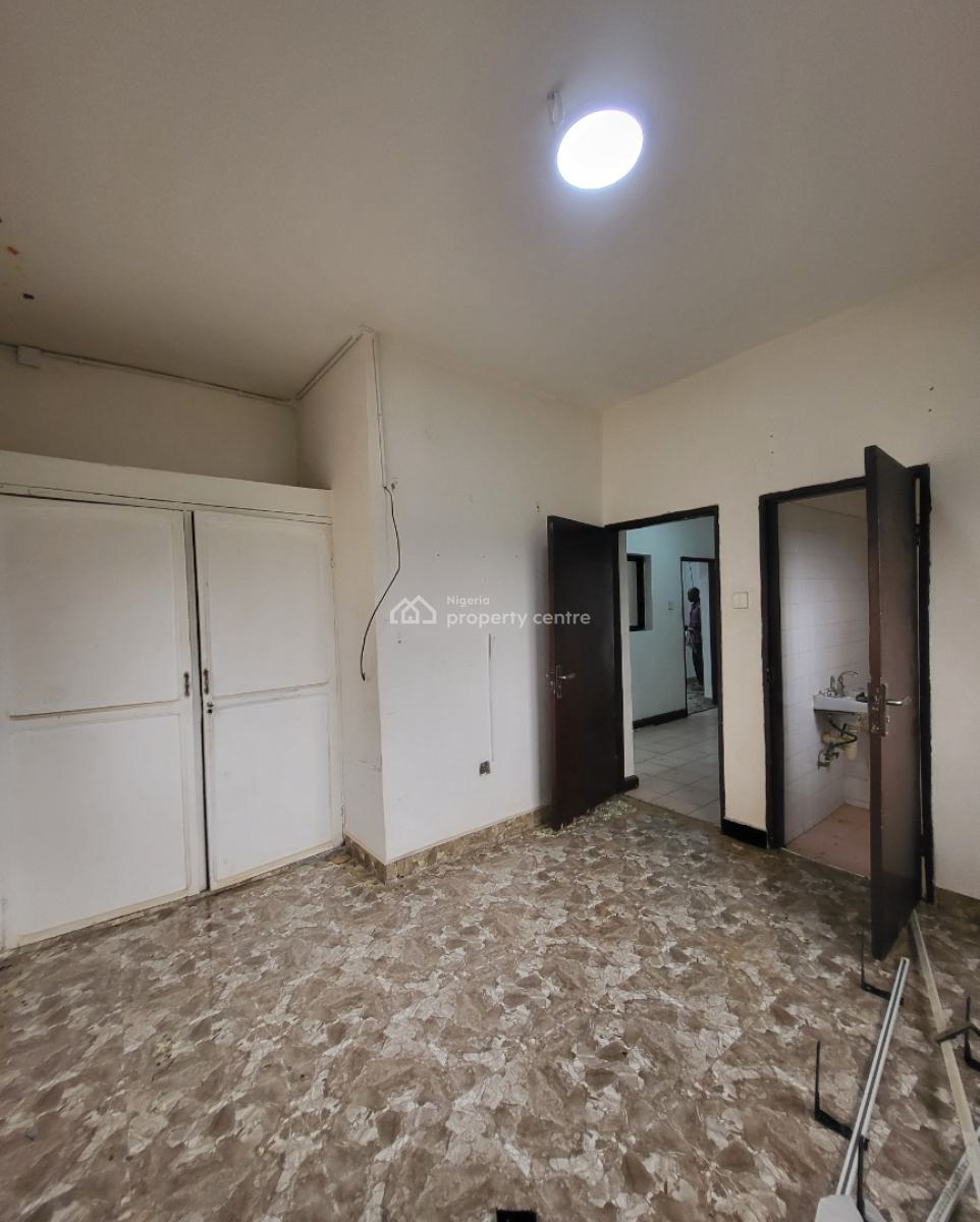 Luxurious Massive 3bedroom Flat, By Printing and Minting, Garki, Abuja, Flat / Apartment for Rent