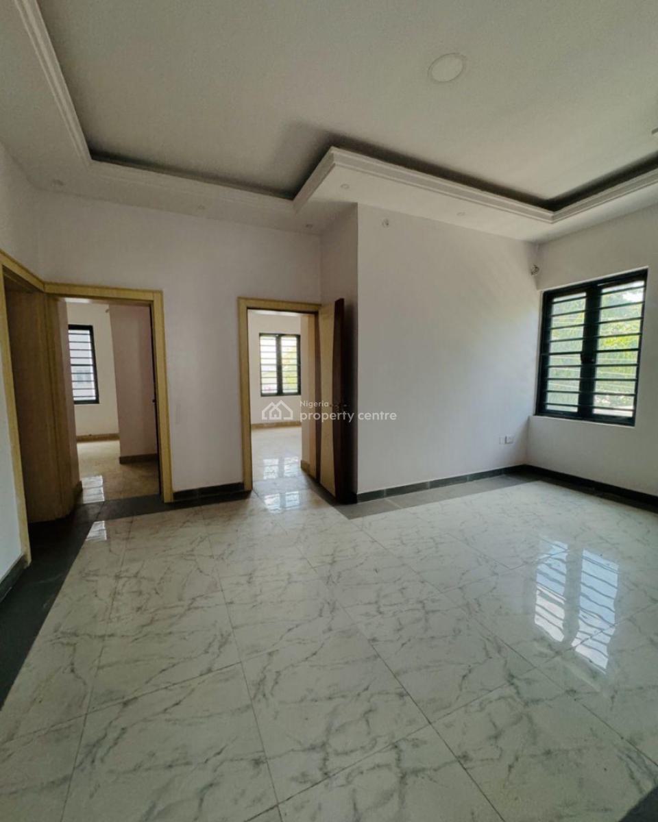 Gigantic 5 Bedroom Fully Detached Duplex in a Very Secured Estate, Secured Estate|ample Car Park|tarred Road|5mins to Ikeja, Gra Phase 2, Magodo, Lagos, Detached Duplex for Sale