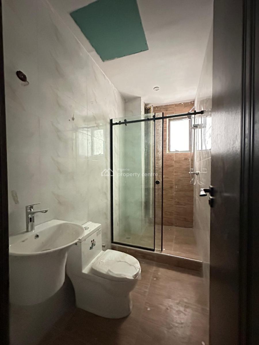 Luxury 2 Bedroom Apartment with Balcony and Elevator, Lekki Phase 1, Lekki, Lagos, House for Sale