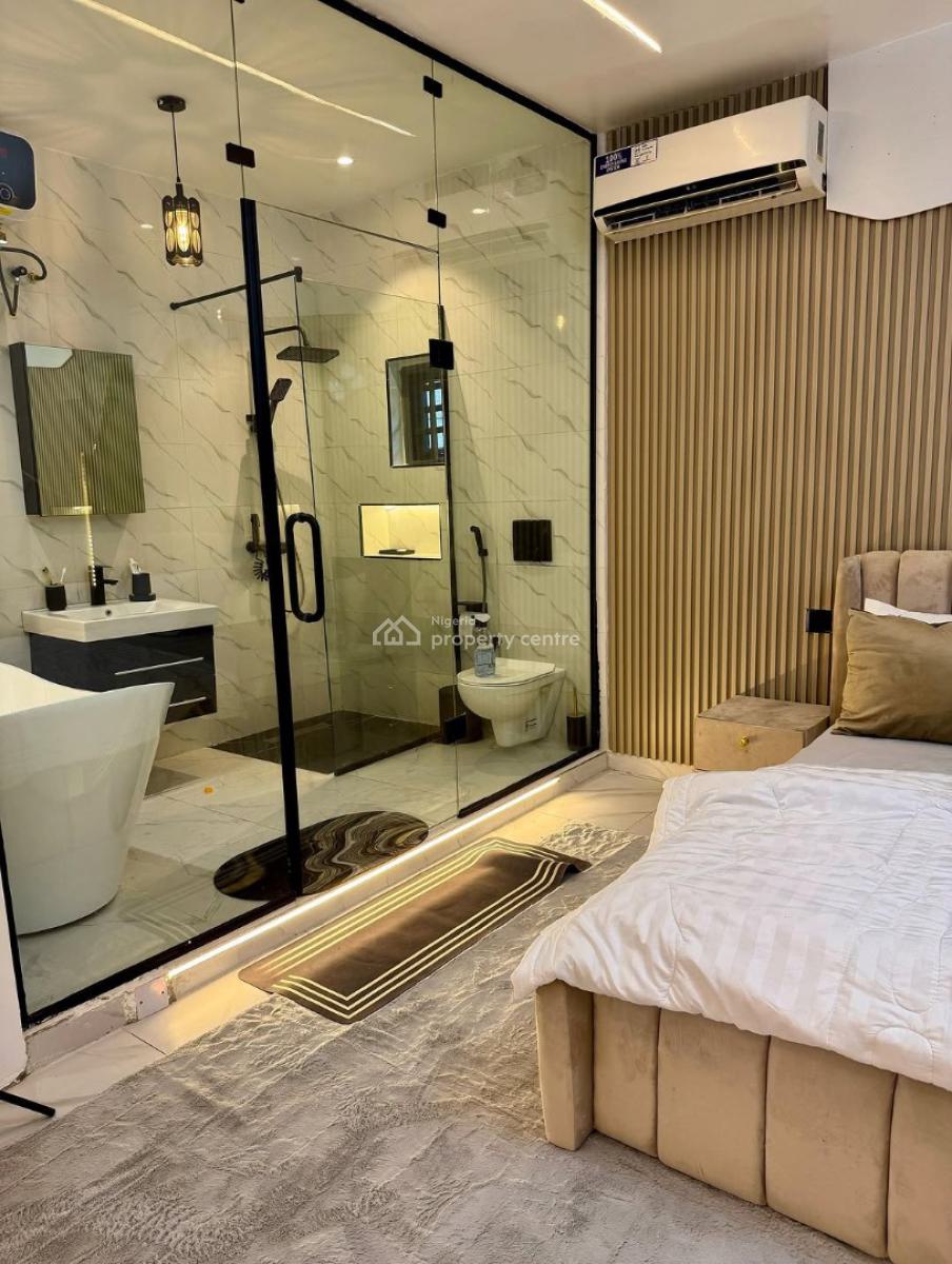 One Bedroom Apartment, Lekki Phase 1, Lekki, Lagos, House for Sale