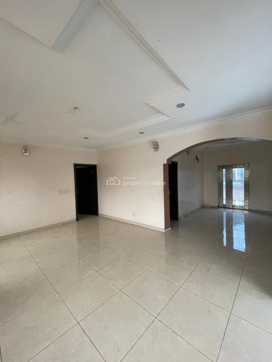 Well Maintained 4 Bedroom Apartment / Flat, Ikate, Lekki, Lagos, Flat / Apartment for Rent