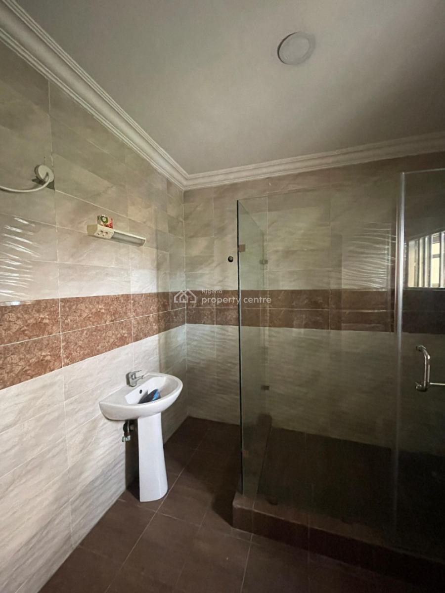 Well Maintained 4 Bedroom Apartment / Flat, Ikate, Lekki, Lagos, Flat / Apartment for Rent