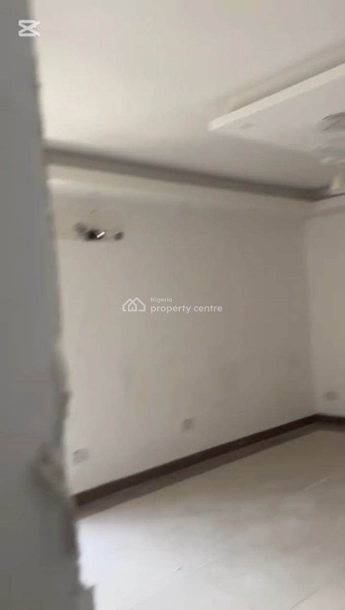 Serviced Office Space Upstairs Measuring 25sqm, Off Admiralty Way, Lekki Phase 1, Lekki, Lagos, Office Space for Rent