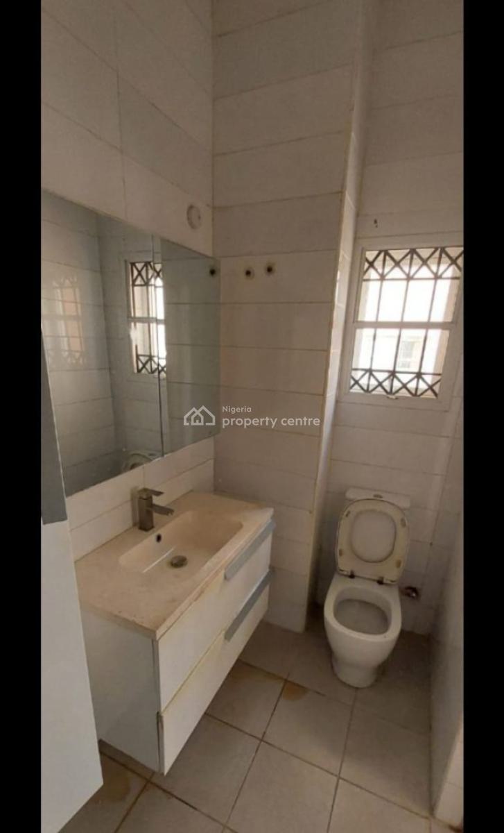 Luxury ,neat and Serviced Mini Flat in a Secured Estate, Berra Estate ,chevron, Lekki, Lagos, Mini Flat (room and Parlour) for Rent