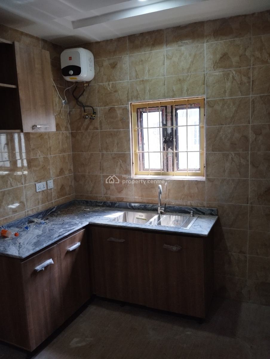 Luxury Specious 3 Bedroom Apartment on Well Tarred Road, News Engineering, Close to The Express, Dawaki, Gwarinpa, Abuja, Flat / Apartment for Rent