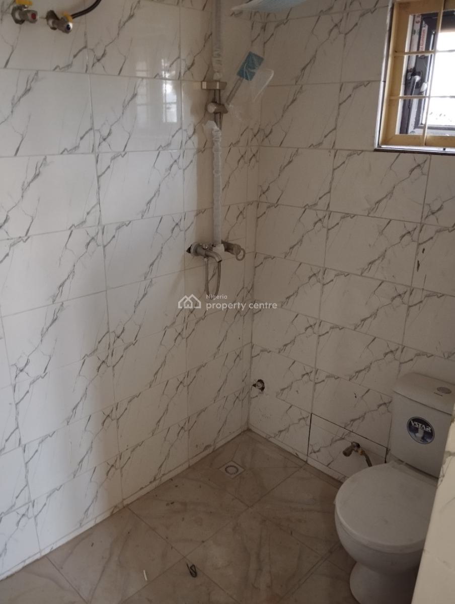 Luxury Specious 3 Bedroom Apartment on Well Tarred Road, News Engineering, Close to The Express, Dawaki, Gwarinpa, Abuja, Flat / Apartment for Rent