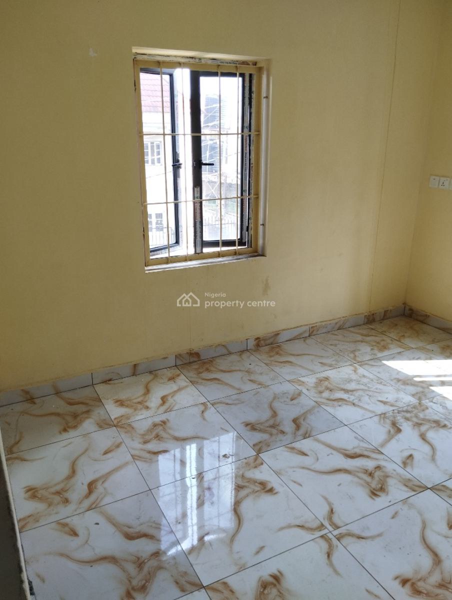 Luxury Specious 3 Bedroom Apartment on Well Tarred Road, News Engineering, Close to The Express, Dawaki, Gwarinpa, Abuja, Flat / Apartment for Rent