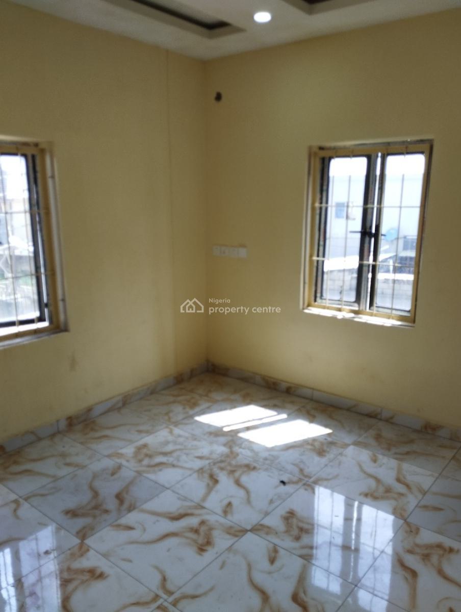 Luxury Specious 3 Bedroom Apartment on Well Tarred Road, News Engineering, Close to The Express, Dawaki, Gwarinpa, Abuja, Flat / Apartment for Rent