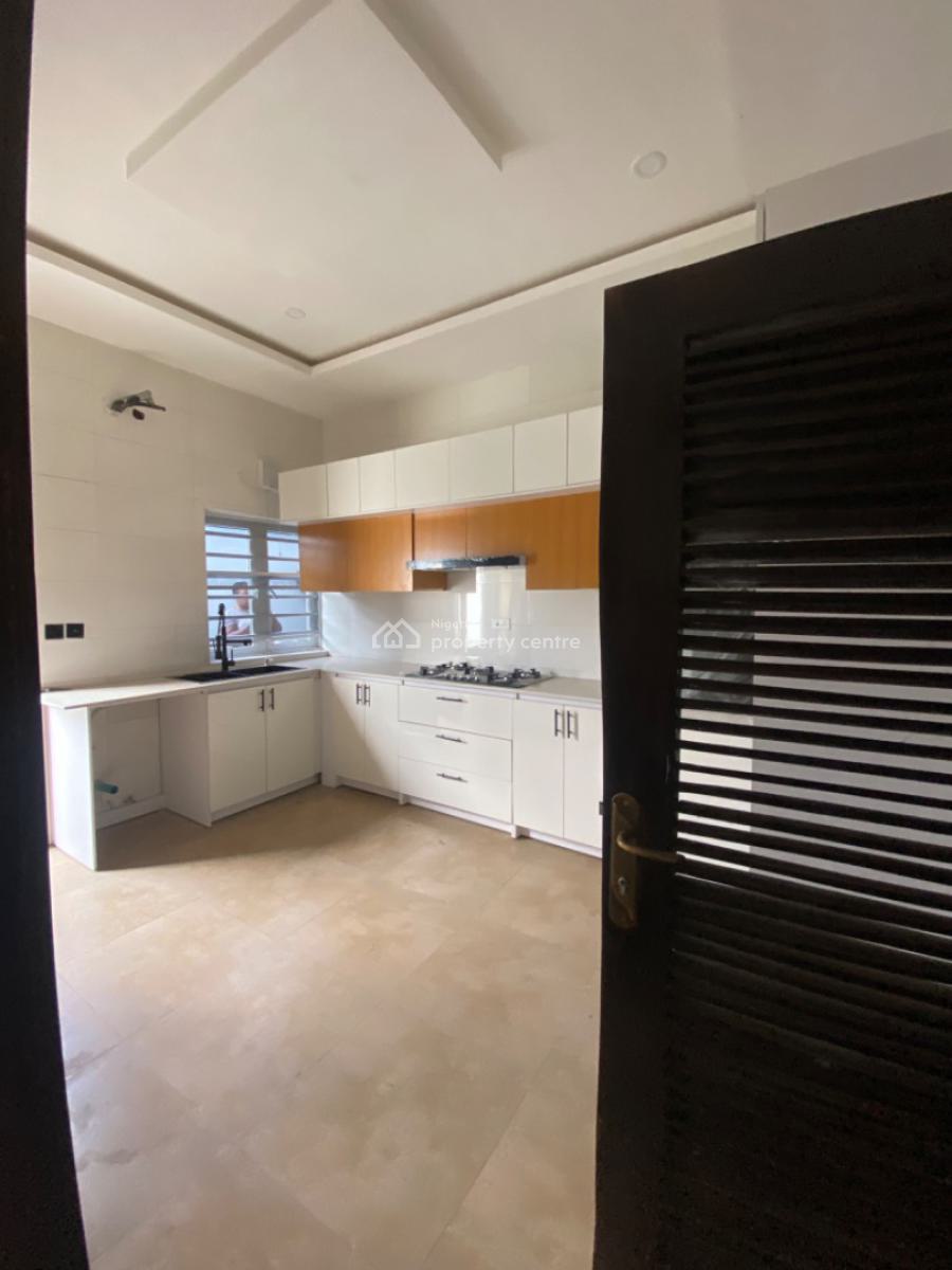Very Sweet and Lovable Classic 4bedroom Duplex Terrace Just Out, Ilaje, Ilaje, Ajah, Lagos, Flat / Apartment for Rent